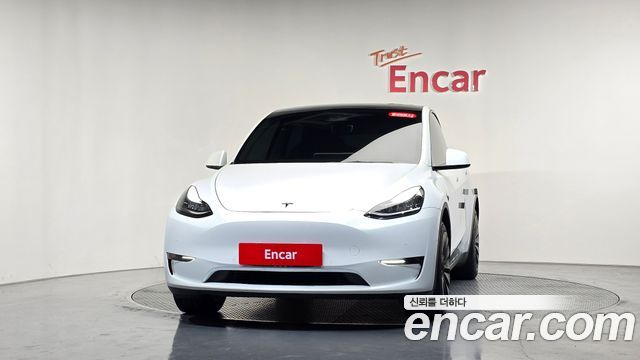 Tesla Model Y Long Range AWD 2022 — фото 3