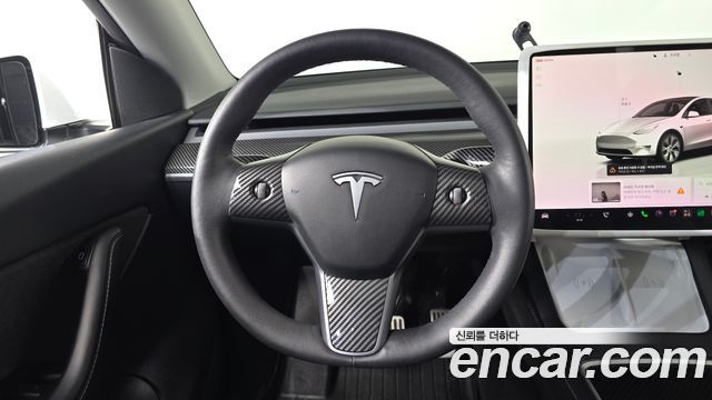 Tesla Model Y Long Range AWD 2022 — фото 17