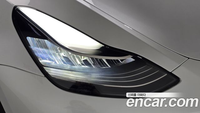 Tesla Model Y Long Range AWD 2022 — фото 28