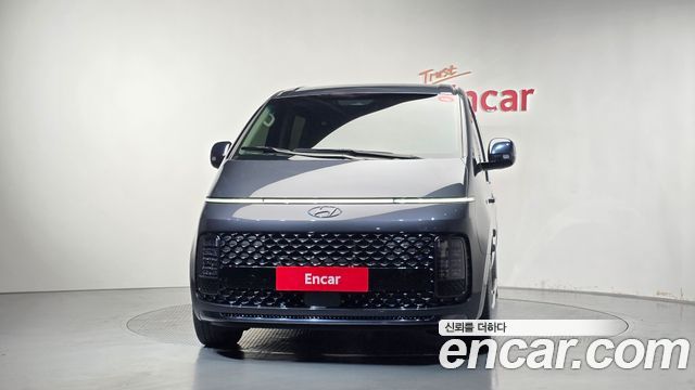 Hyundai Staria 4WD Lounge 9-Seater Prestige 2023 — фото 3