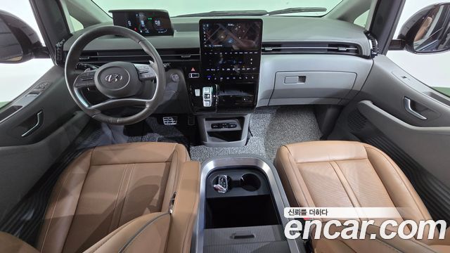 Hyundai Staria 4WD Lounge 9-Seater Prestige 2023 — фото 7