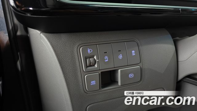 Hyundai Staria 4WD Lounge 9-Seater Prestige 2023 — фото 20