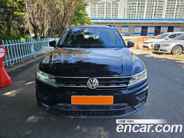 Volkswagen Tiguan (II) 2.0 TDI 2018 — фото 2