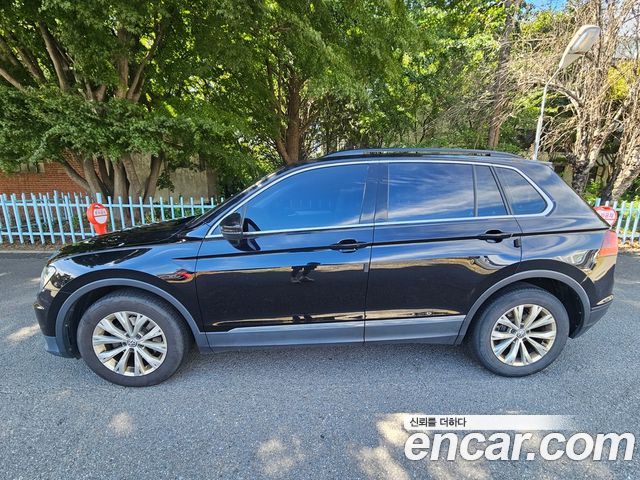 Volkswagen Tiguan (II) 2.0 TDI 2018 — фото 4