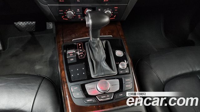 Audi A6 45 TDI Quattro C7 2015 — фото 9