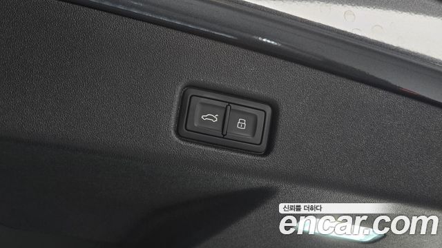 Audi Q5 (80A) 40 TFSI Quattro S Line 2025 — фото 16