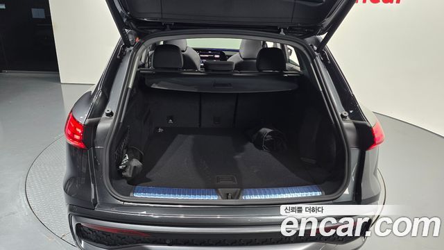 Audi Q5 (80A) 40 TFSI Quattro S Line 2025 — фото 17