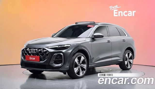 Audi Q5 (80A) 40 TFSI Quattro S Line 2025 — фото 1