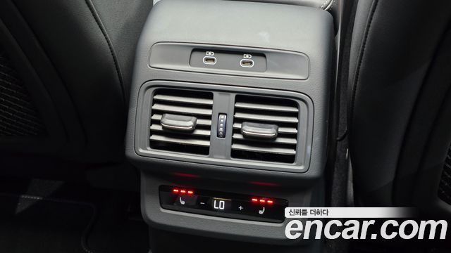 Audi Q5 (80A) 40 TFSI Quattro S Line 2025 — фото 30