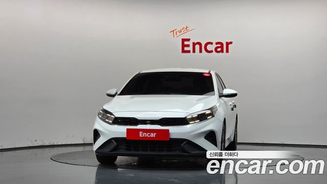 Kia K3 (II) 1.6 Prestige 2024 — фото 3