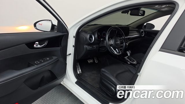 Kia K3 (II) 1.6 Prestige 2024 — фото 10