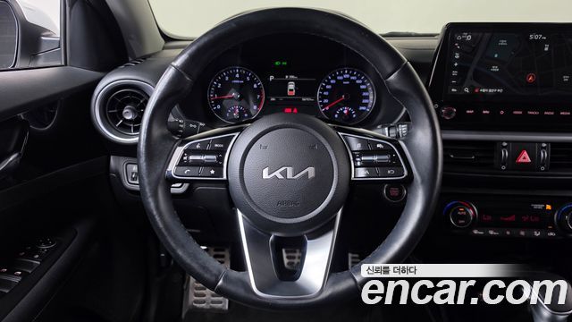 Kia K3 (II) 1.6 Prestige 2024 — фото 17