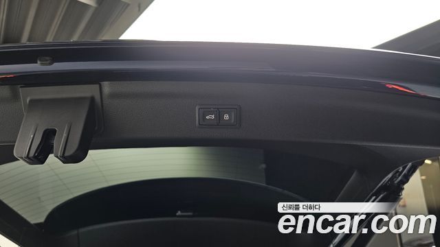 Audi Q3 (F3) 40 TFSI Quattro Premium 2024 — фото 33