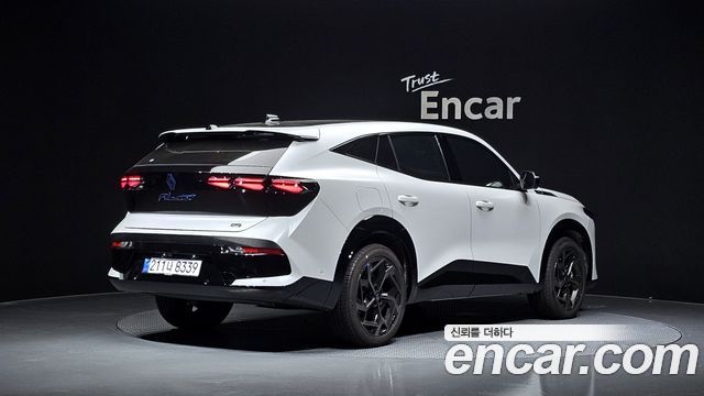 Renault Korea Filante 1.5 E-Tech Esprit Alpine 2WD 2027 — фото 2