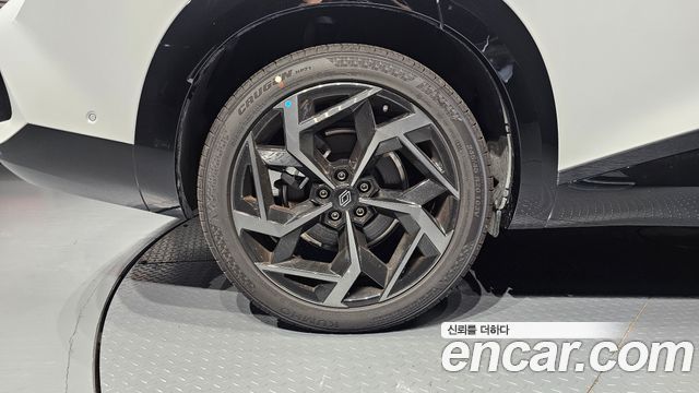 Renault Korea Filante 1.5 E-Tech Esprit Alpine 2WD 2027 — фото 5