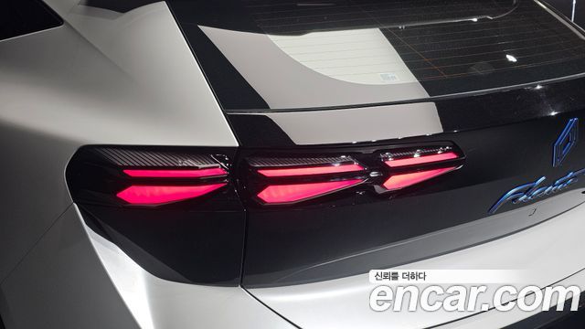 Renault Korea Filante 1.5 E-Tech Esprit Alpine 2WD 2027 — фото 23