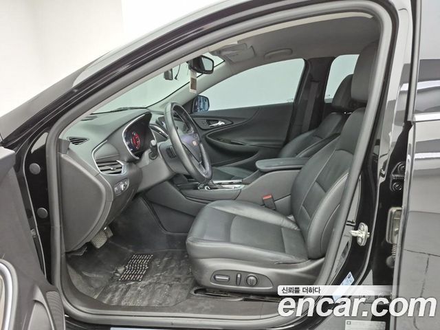 Chevrolet Malibu 1.3 Turbo Premier 2019 — фото 14