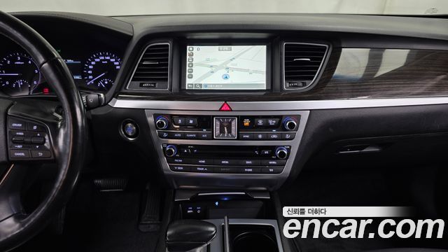 Genesis G80 2.2D AWD Luxury 2018 — фото 18