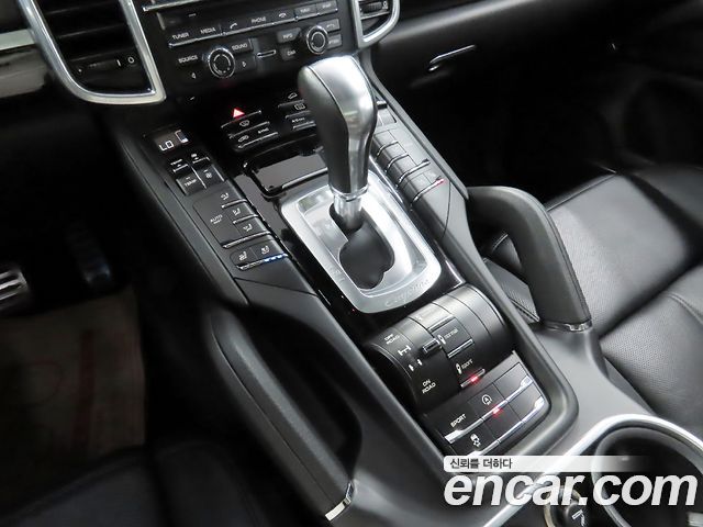 Porsche Cayenne 4.2 S Diesel 958 2014 — фото 17