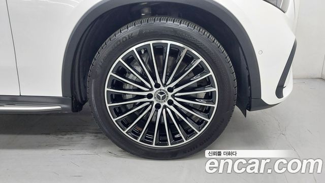 Mercedes-Benz GLC-Class (X253) GLC300 4MATIC 2023 — фото 5