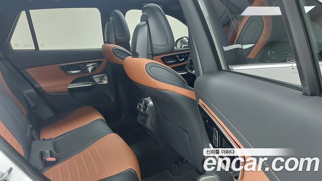Mercedes-Benz GLC-Class (X253) GLC300 4MATIC 2023 — фото 10
