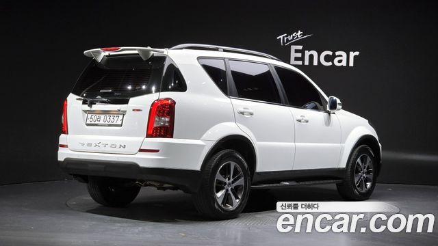 KG Mobility (SsangYong) Rexton W 2.2 4WD RX7 Prestige 2016 — фото 2