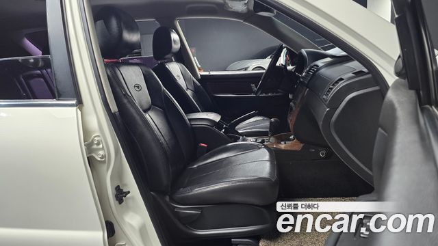 KG Mobility (SsangYong) Rexton W 2.2 4WD RX7 Prestige 2016 — фото 11