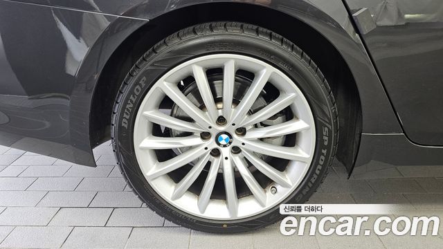BMW 5 Series (G30) 530i xDrive Luxury 2023 — фото 5