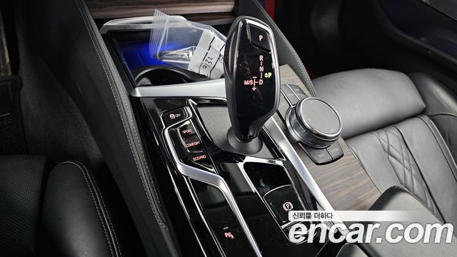 BMW 5 Series (G30) 530i xDrive Luxury 2023 — фото 9