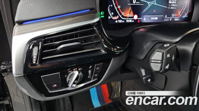 BMW 5 Series (G30) 530i xDrive Luxury 2023 — фото 27