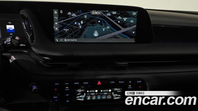 Genesis G90 (RS4) Gasoline 3.5 Turbo e-S/C AWD Black 2026 — фото 12