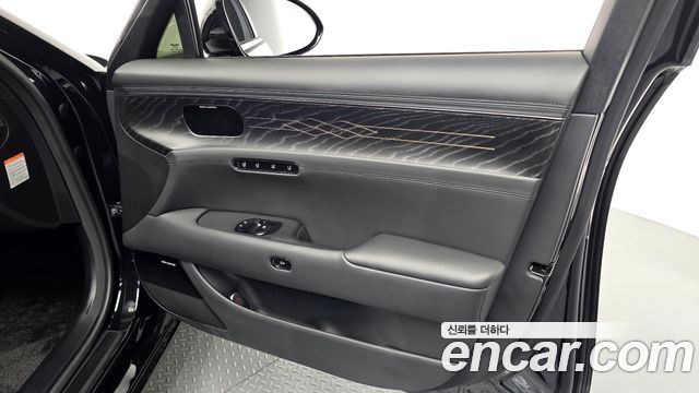 Genesis G90 (RS4) Gasoline 3.5 Turbo e-S/C AWD Black 2026 — фото 24