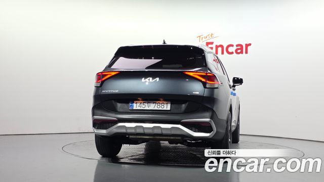 Kia Sportage Hybrid (V) Prestige 2WD 2023 — фото 4