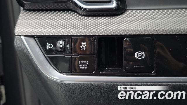 Kia Sportage Hybrid (V) Prestige 2WD 2023 — фото 19