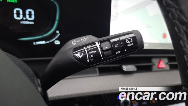 Kia Sportage Hybrid (V) Prestige 2WD 2023 — фото 20