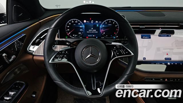 Mercedes-Benz E-Class (W214) E300 4MATIC AMG Line 2026 — фото 13