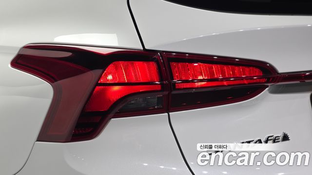 Hyundai Santa Fe Diesel 2.2 2WD Premium Choice 2021 — фото 23