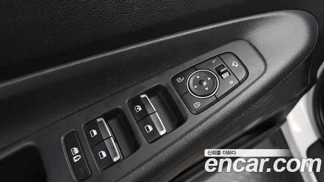Hyundai Santa Fe Diesel 2.2 2WD Premium Choice 2021 — фото 29