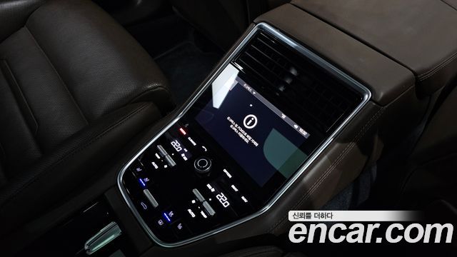 Porsche Panamera (971) 3.0 AWD 2018 — фото 18