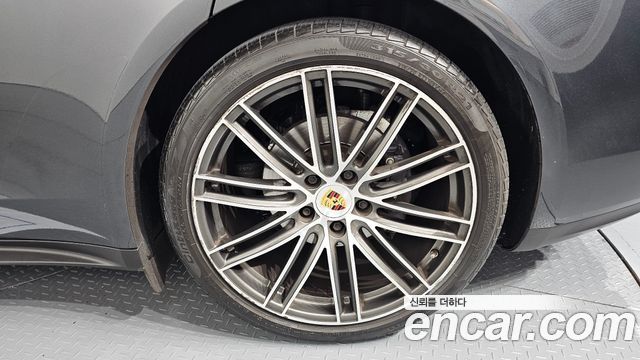 Porsche Panamera (971) 3.0 AWD 2018 — фото 21