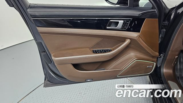 Porsche Panamera (971) 3.0 AWD 2018 — фото 24