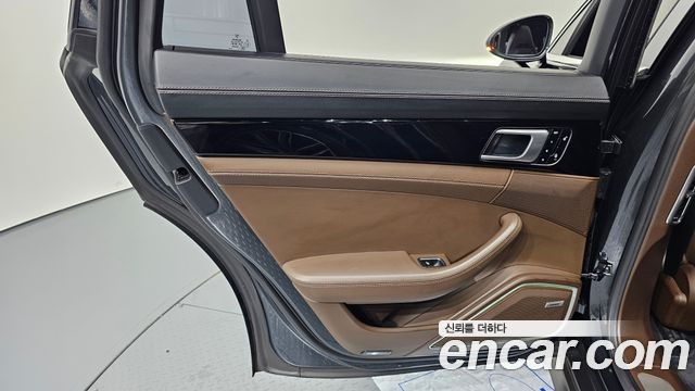 Porsche Panamera (971) 3.0 AWD 2018 — фото 25