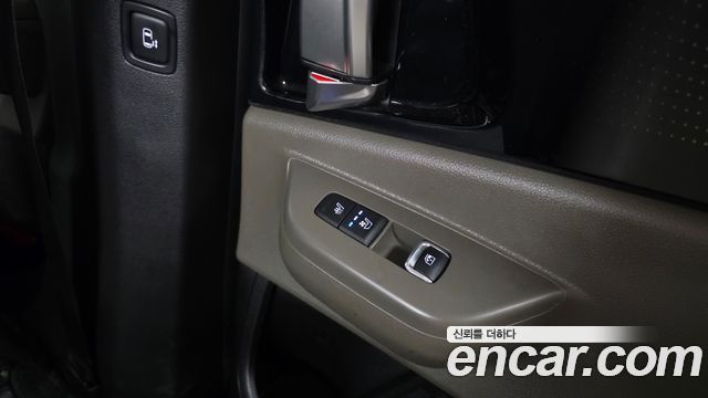 Kia Carnival (IV) Gasoline 9-Seater Signature 2025 — фото 18