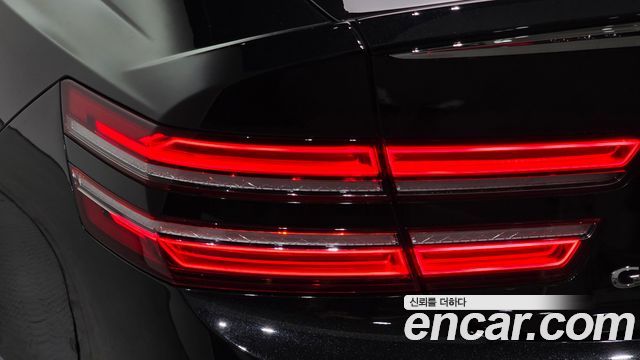 Genesis G80 (RG3) Gasoline 2.5 Turbo AWD 2022 — фото 23