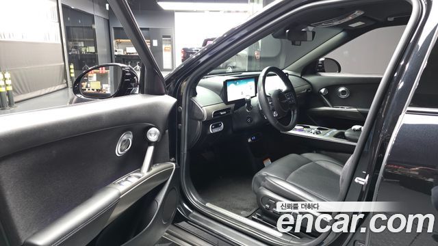 Genesis GV60 Standard 2022 — фото 10