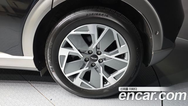 Genesis GV60 Standard 2022 — фото 21