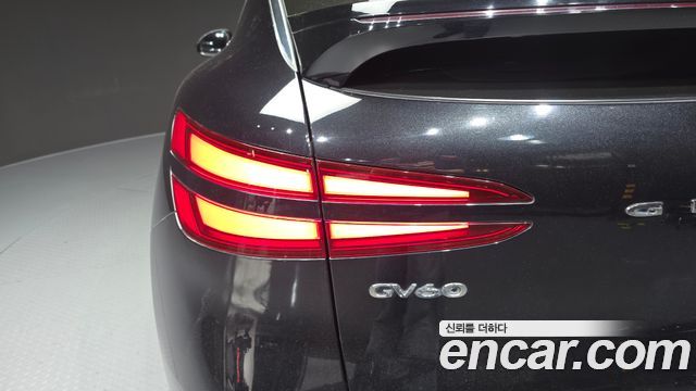 Genesis GV60 Standard 2022 — фото 23