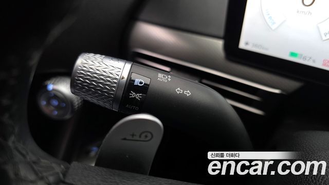 Genesis GV60 Standard 2022 — фото 27