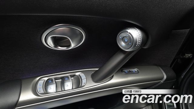 Genesis GV60 Standard 2022 — фото 28