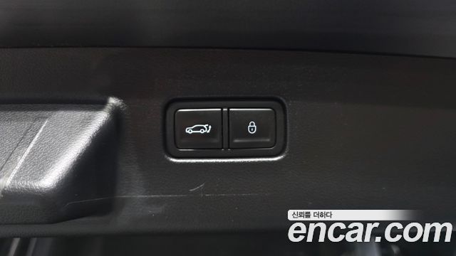 Genesis GV60 Standard 2022 — фото 29